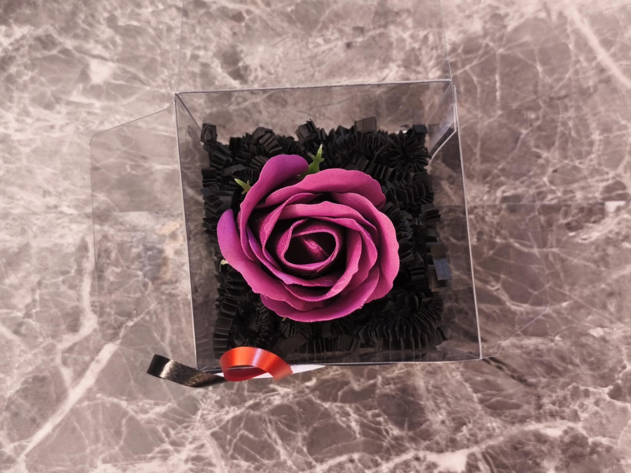 Les Roses de l’Au-delà ( Âme Pourpre ) – Image 4